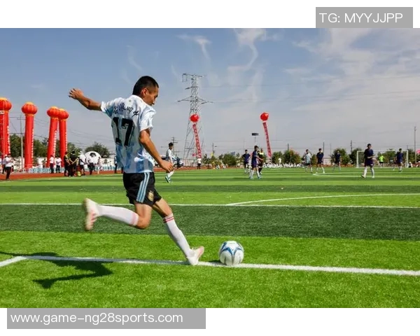 足球骑士438带你领略足球世界的激情与荣耀，探索绿茵场上的传奇故事与梦想追逐